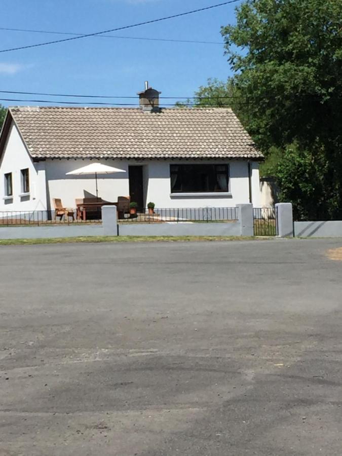 Kits Lodge Crover Cavan Exterior foto
